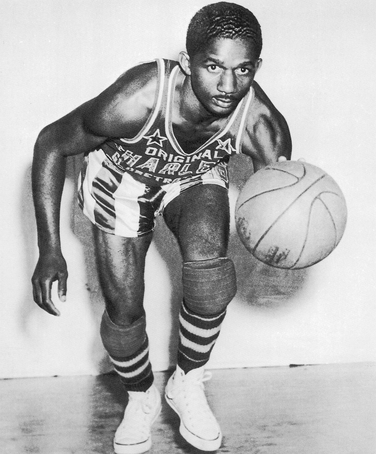 Marques Haynes during his Globetrotter years. Courtesy Oklahoma  Hall of Fame Archives.